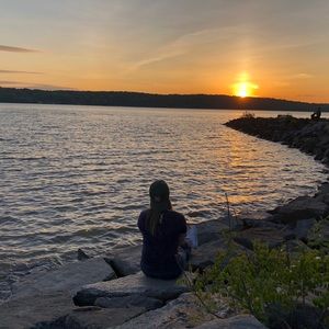 Meet your Posher, Sahar